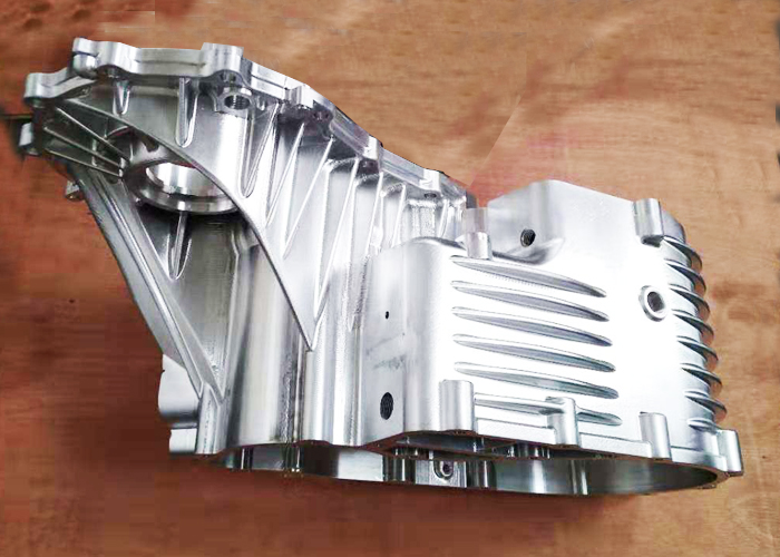 CNC milling supplier machined auto engine cylinder