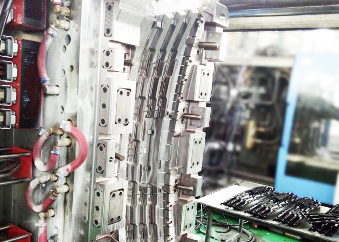 plastic mold supplier for Honda auto parts