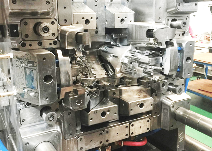 tool supplier for automotive industry