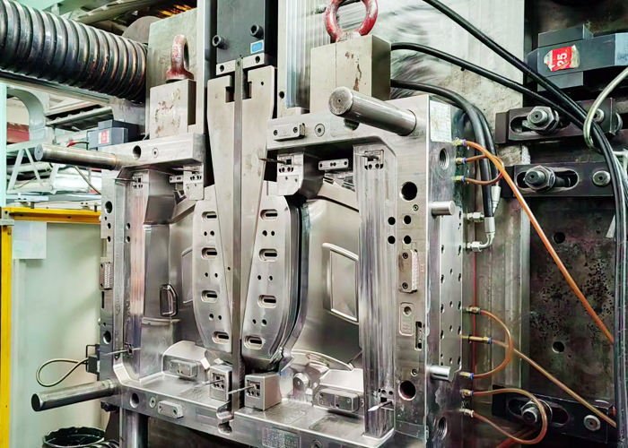 automotive mold supplier tool making factory