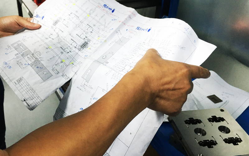 precision mold maker