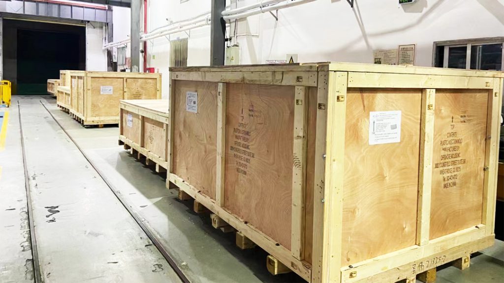 large mold manufacturer automotive mold