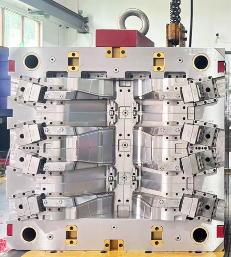 High-quality SPI-SPE 101 class mold for plastic products manufacturing