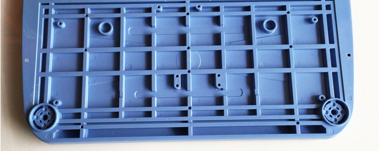 Injection Molded large flat plastic part